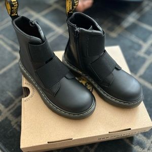 Girls 1460 Elastic J Dr. Martens